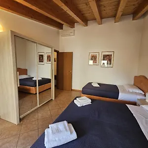  Apartment Eden - Regarda Travel