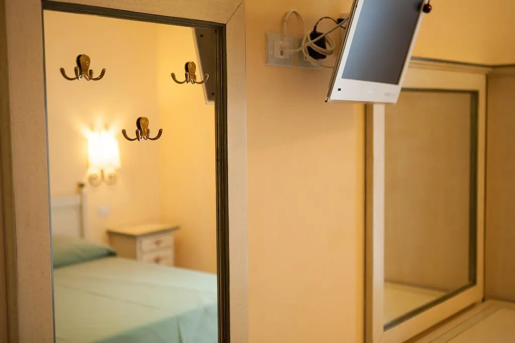 Farm stay Agriturismo Il Grappolo Guest House Lazise