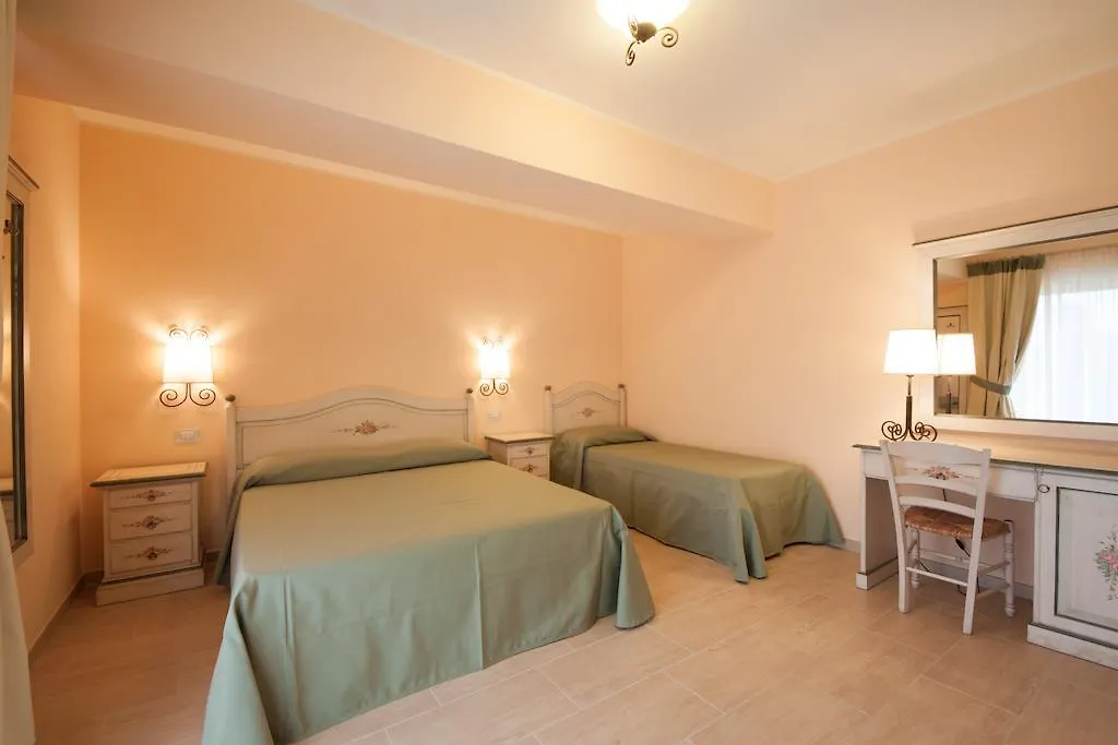 Farm stay Agriturismo Il Grappolo Guest House Lazise