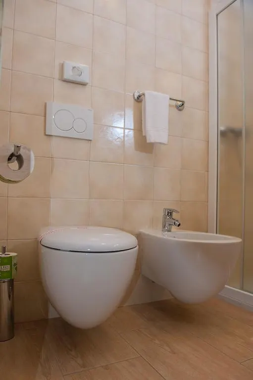 Farmház Agriturismo Il Grappolo Lazise